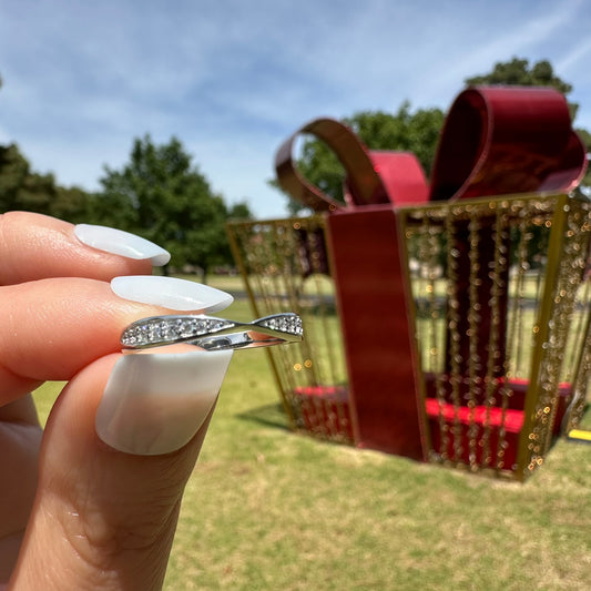 Tapered Centre Moissanite Band Ring